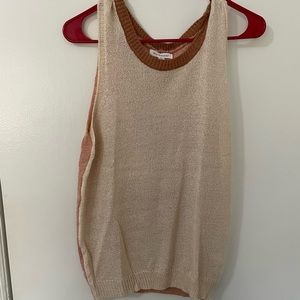 Blu pepper tank, button back, thin